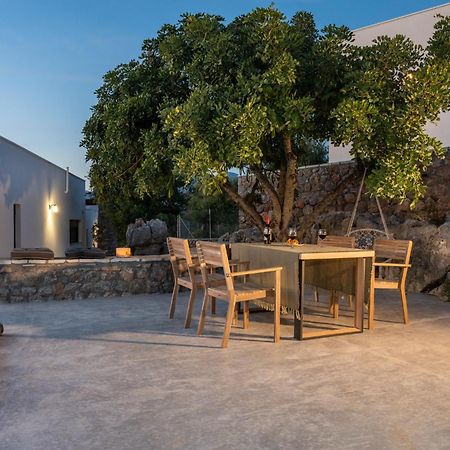 Casatino Villas Kalianeika Exterior photo